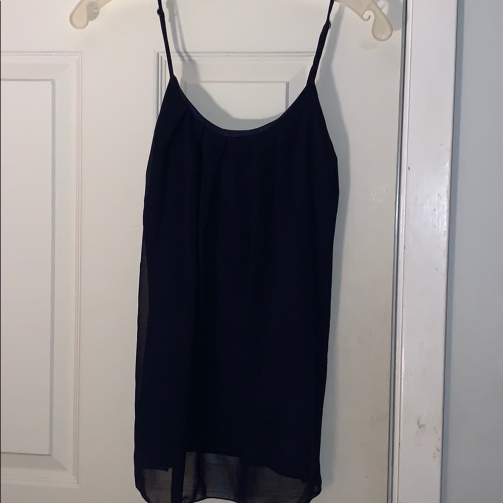 Navy flowy tank
